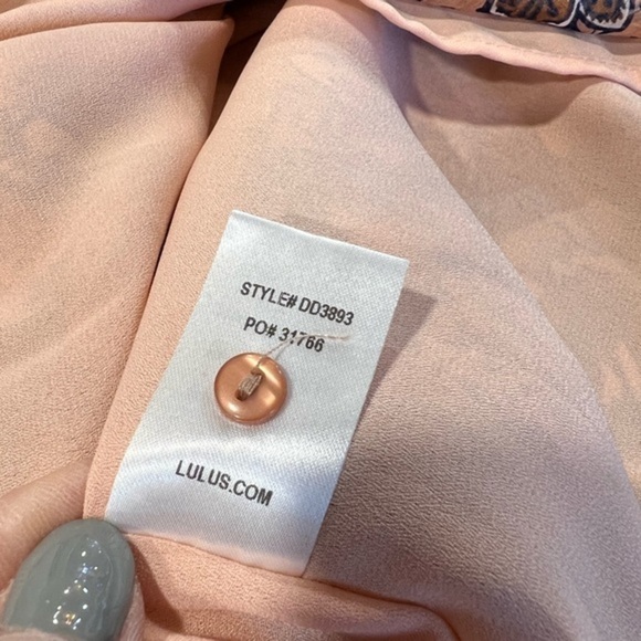 Lulu’s Peach and Brown Botanical Shift with Gold Thread Long Sleeve Dress - Picture 16 of 16